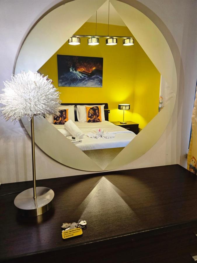 Center Apartment Easy_Luxury Tirana Exteriör bild