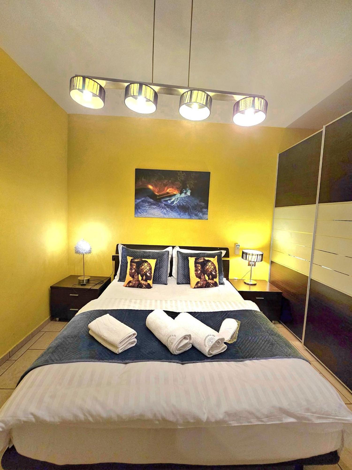 Center Apartment Easy_Luxury Tirana Exteriör bild